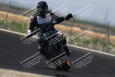 media/Jun-07-2025-TrackDaz (Sat) [[4413525952]]/B Group/220pm (Turn 9)/